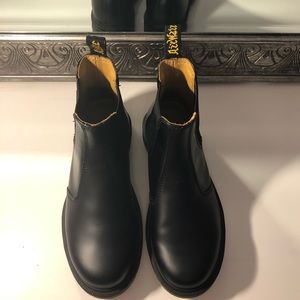 Dr. Martens Chelsea Boots
